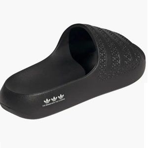 EUC Adidas Adilette Ayoon Sport Slide